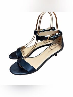 Talbots Women's size 7.5 Black Scalloped Ankle-Strap Kitten Heel Sandals